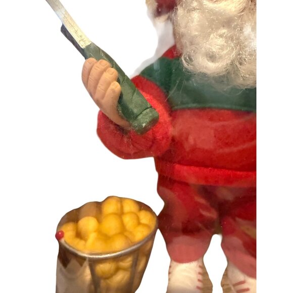 NIB Holiday Time Tennis Sport Santa Musical 1998 Christmas vintage collectable - Picture 4 of 11